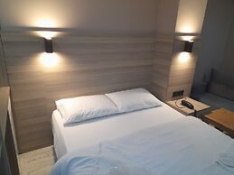 Moon Hotel Şirinevler