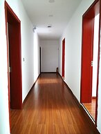 DONG JIANG HU XIANG CUN DA WAN CAI Hotel