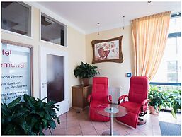 Hotel Manu