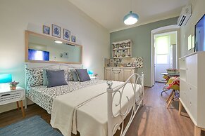 Old City Romantic Studios