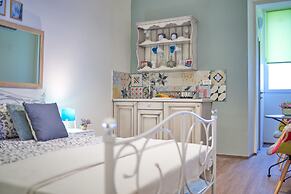 Old City Romantic Studios