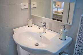 Old City Romantic Studios