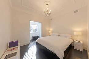 Bondi Beach Prime with Sunroom H405