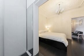 Bondi Beach Prime with Sunroom H405