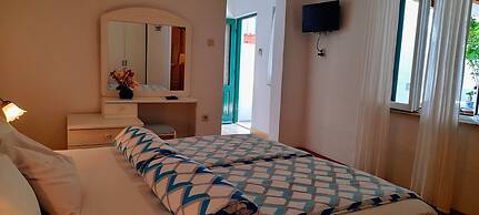 Pansion Ivan & Ivana