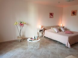 A l'Orée du Pin Chambres d'Hôtes