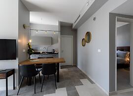 The Roof - By Sea Land Suites