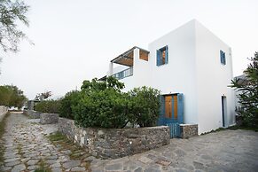 Serifos Houses Livadi