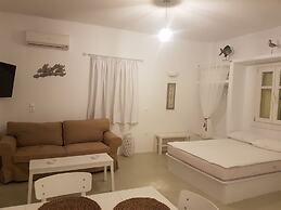 Serifos Houses Livadi