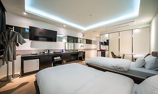 Gimpo Pentastar Hotel