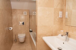 Chirnside Hall Hotel