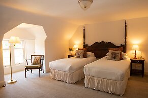 Chirnside Hall Hotel