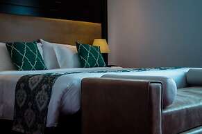 Trillium Boutique City Hotel