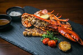 Trillium Boutique City Hotel