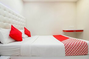 OYO 7407 Hotel Blue Sea