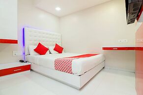 OYO 7407 Hotel Blue Sea