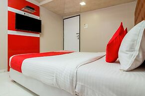 OYO 7407 Hotel Blue Sea