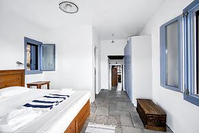 Serifos Houses Diasella