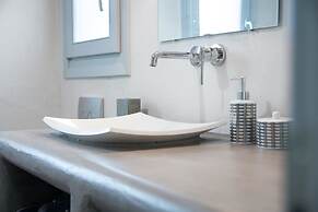 Serifos Houses Diasella