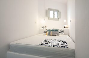 Serifos Houses Diasella