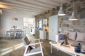 Serifos Houses Diasella