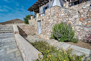 Serifos Houses Diasella