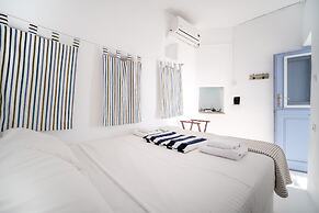 Serifos Houses Diasella