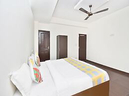 OYO 13878 Home Spacious 3BHK Kumarhatti