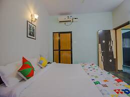 OYO 14181 Home Garden View Studio Morjim Beach