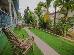 OYO 14181 Home Garden View Studio Morjim Beach