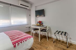 Holidays2Malaga Malagueta Apartments