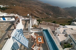 Serifos Houses Hora
