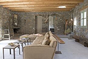 Serifos Houses Aghios Sostis