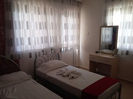 Uc Mevsim Otel