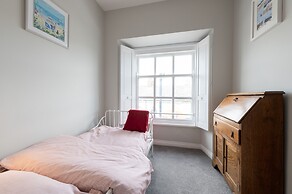 Hamilton House Holiday Apartments
