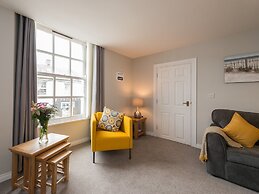 Hamilton House Holiday Apartments