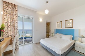 Villa do Mar III by Our Madeira