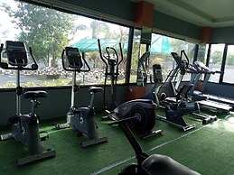 Grand Esie Service Apartment