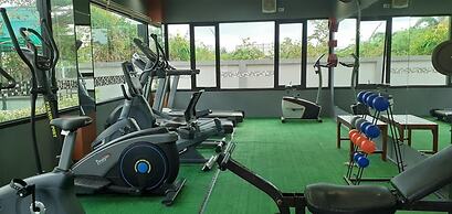 Grand Esie Service Apartment