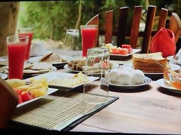 Sunshine Resort & Spa