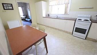 Muller's Cottage at Hat Head