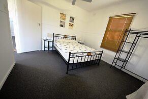 Bonnydoon at Hat Head