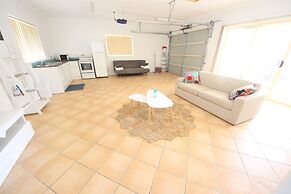 Sandy Feet at Hat Head