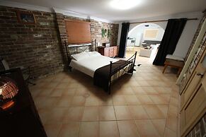 Sandy Feet at Hat Head