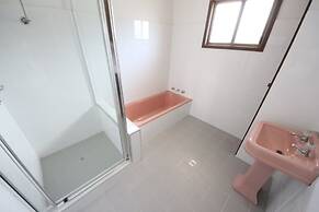 Sandy Feet at Hat Head