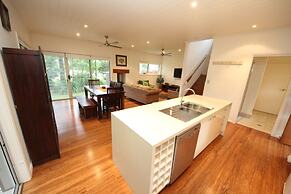 Trial Bay Eco Lodge 2 Pandanus