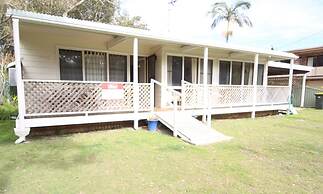 Tea Tree Lodge at Hat Head