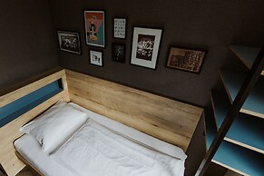 Schulz Hotel Berlin Wall at the East Side Gallery