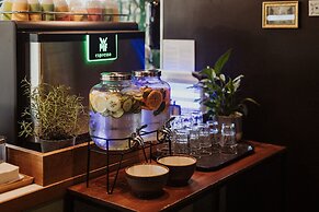 Schulz Hotel Berlin Wall at the East Side Gallery