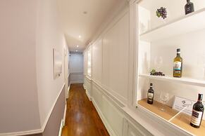 Leone Camere D'Autore